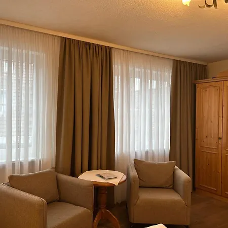 호텔 Seehotel Schaepfle 3*